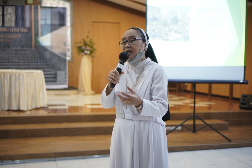 Suster OSA PAKAI